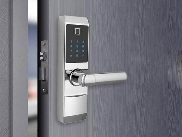 江阴24小时上门开锁公司