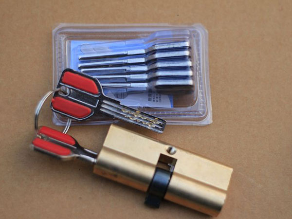 江阴24小时上门开锁公司