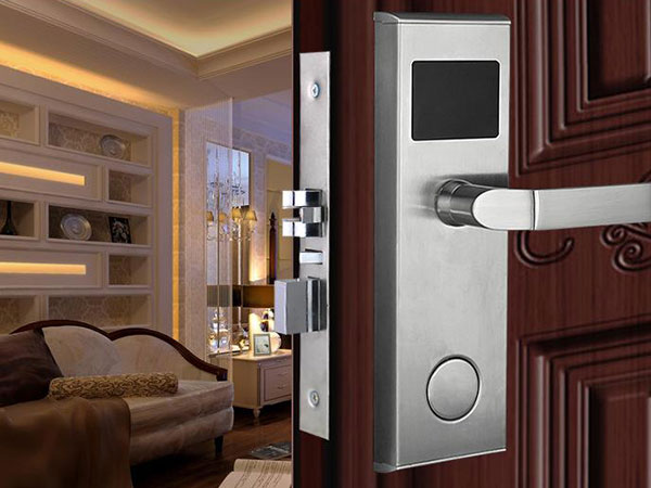 江阴24小时上门开锁公司