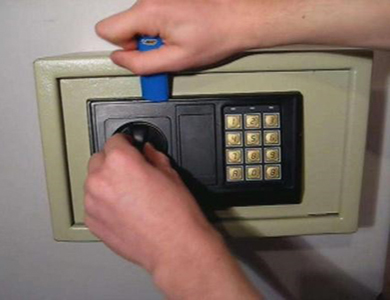 江阴24小时上门开锁公司