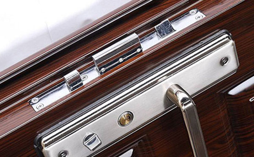 江阴24小时上门开锁公司