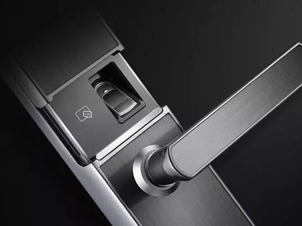 江阴24小时上门开锁公司